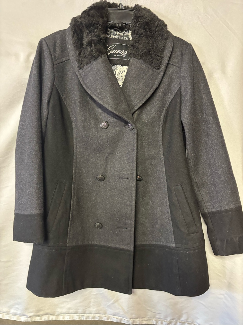 GUESS Women's Black Two-Tone Double-Breasted Pea Coat with Faux Fur Collar